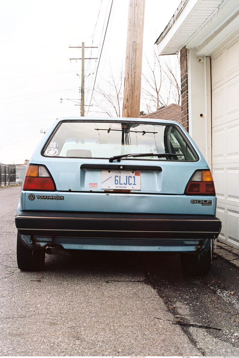 Illustration for article titled So I tried shooting Natura1600 at dusk/night
